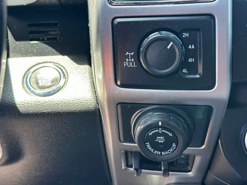 Used 2020 Ford F150 Platinum w/ Equipment Group 701A Luxury AWD/4WD image 19