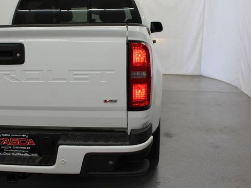 Used 2022 Chevrolet Colorado Z71 AWD/4WD image 10