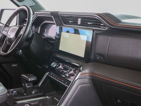 Used 2023 GMC Sierra 1500 AT4 w/ AT4 Premium Package image 30