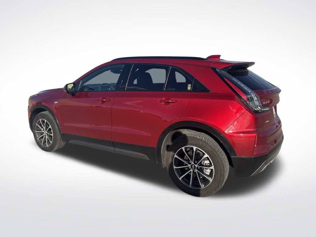 Used 2024 Cadillac XT4 Sport w/ Cold Weather Package AWD/4WD image 4