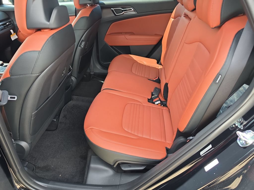 New 2026 Kia Sportage SX FWD image 17