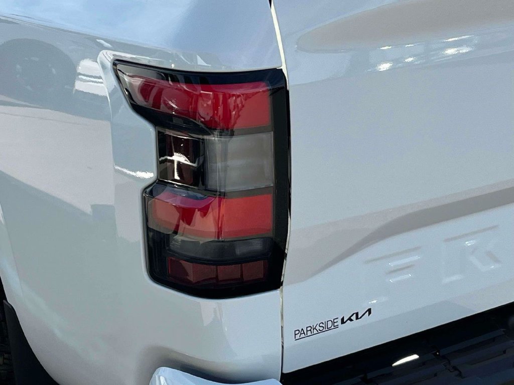 Used 2026 Nissan Frontier SV w/ All-Weather Content Package RWD image 32
