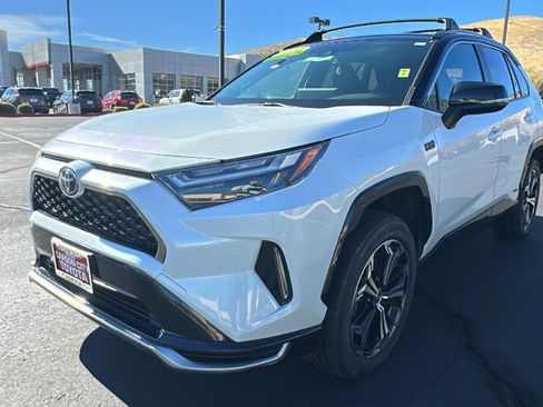 Used 2024 Toyota RAV4 XSE image 7