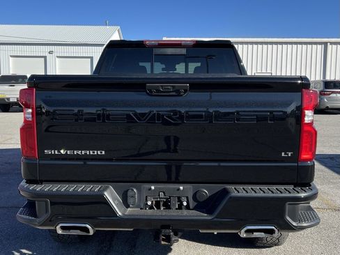 Used 2024 Chevrolet Silverado 1500 LT Trail Boss w/ Convenience Package II image 6