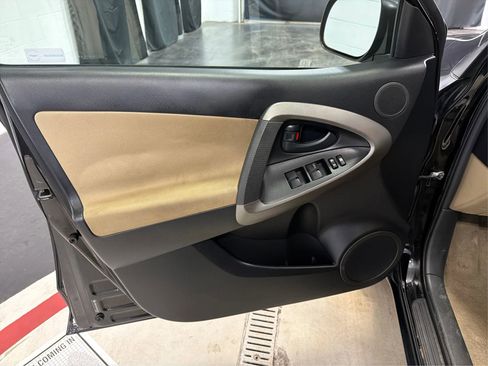 Used 2010 Toyota RAV4 4WD image 22