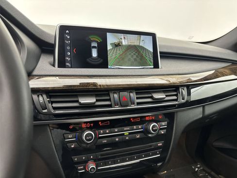 Used 2018 BMW X5 xDrive35i w/ M Sport Package AWD/4WD image 30