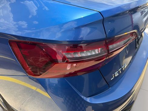Used 2024 Volkswagen Jetta SE FWD image 24
