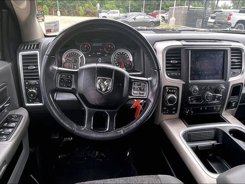 Used 2018 RAM 1500 Big Horn AWD/4WD image 5