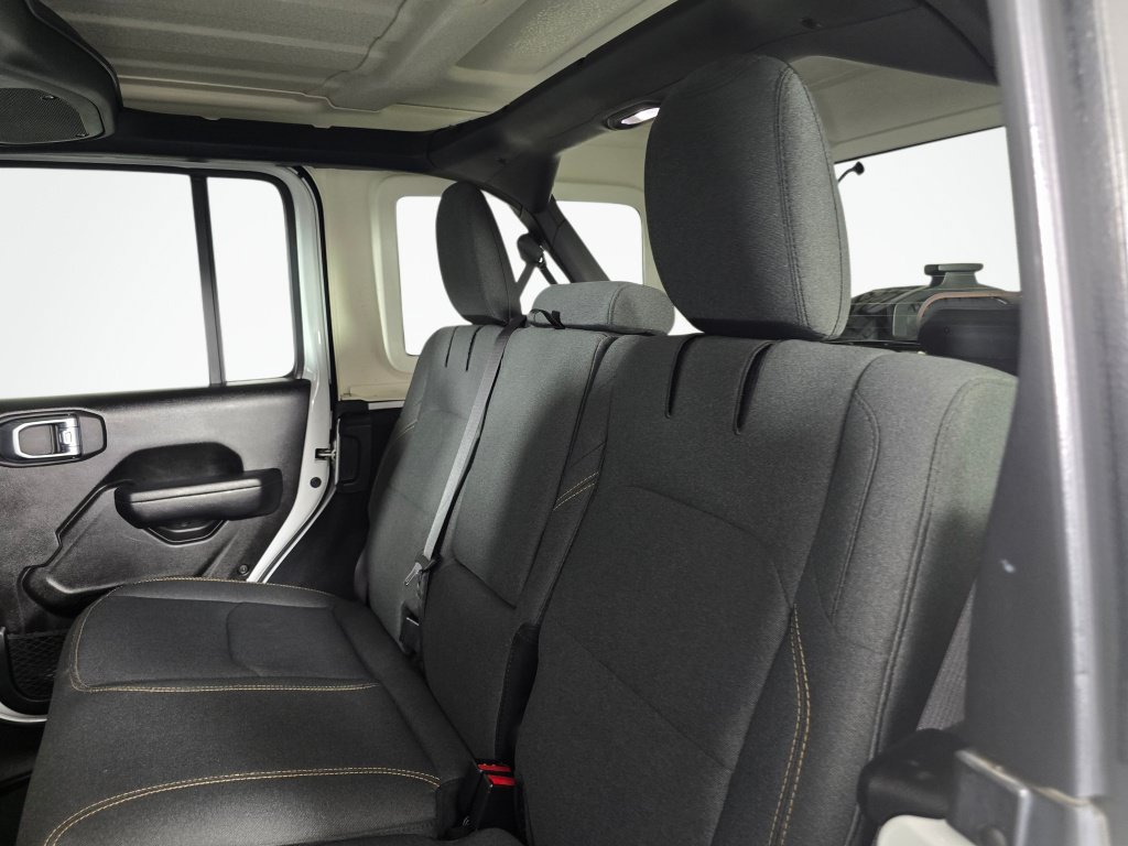 Used 2024 Jeep Wrangler Unlimited AWD/4WD image 28