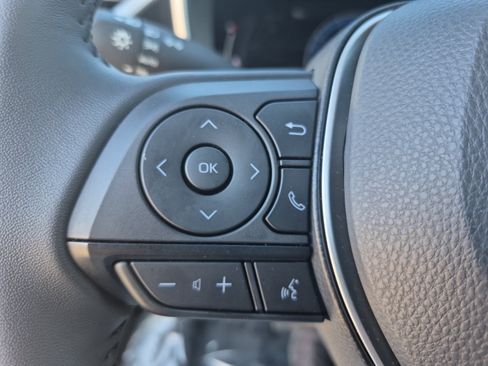 Certified 2025 Toyota Corolla XSE FWD image 27
