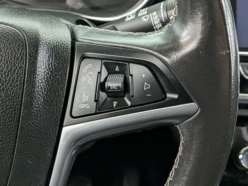 Used 2020 Buick Encore Preferred image 24