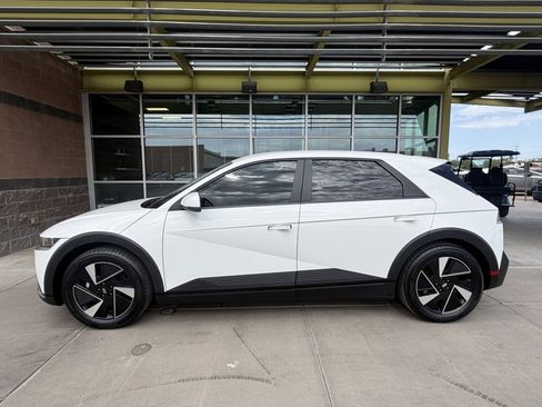 Used 2025 Hyundai Ioniq 5 SE RWD image 7