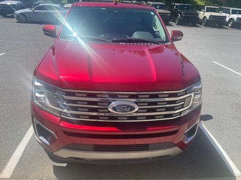 Used 2019 Ford Expedition Limited w/ Equipment Group 302A AWD/4WD image 7