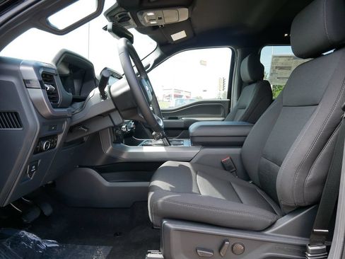 New 2026 Ford F150 XLT w/ Equipment Group 302A MID AWD/4WD image 9