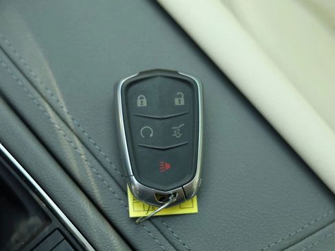 Used 2020 Cadillac XT6 Premium Luxury image 26