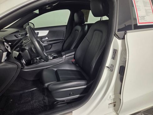 Used 2023 Mercedes-Benz CLA 250 image 10