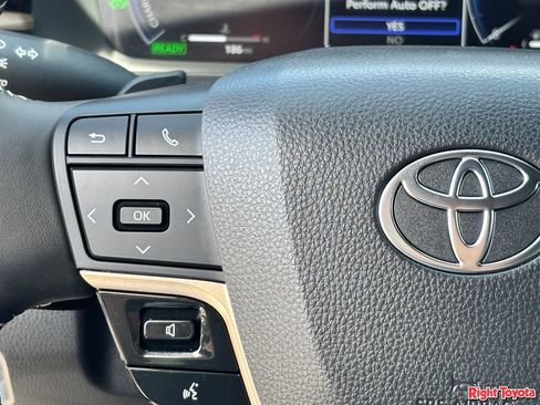 Certified 2026 Toyota Crown Signia AWD/4WD image 22