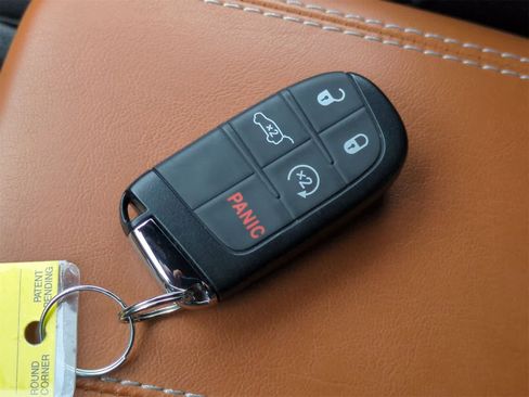 Certified 2024 Jeep Compass Limited w/ Elite Group image 34