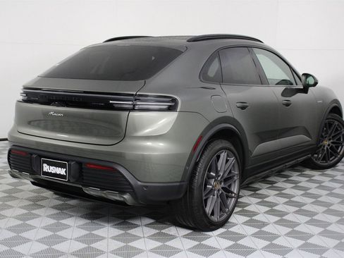 Used 2025 Porsche Macan Electric image 7