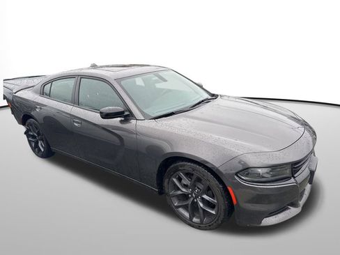 Used 2023 Dodge Charger SXT w/ Blacktop Package image 8