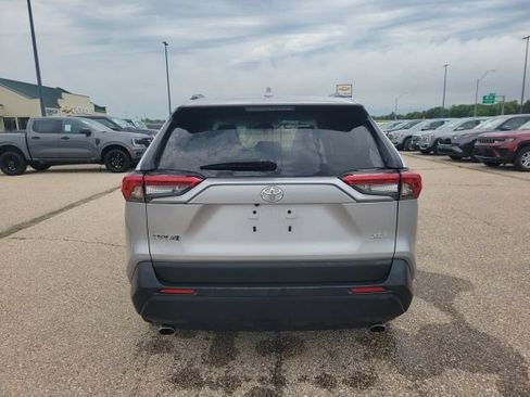 Used 2024 Toyota RAV4 XLE FWD image 23