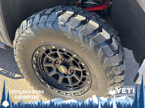 Used 2020 GMC Sierra 1500 Elevation AWD/4WD image 9