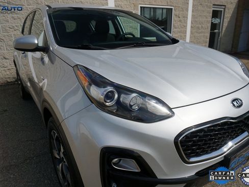 Used 2021 Kia Sportage LX image 7