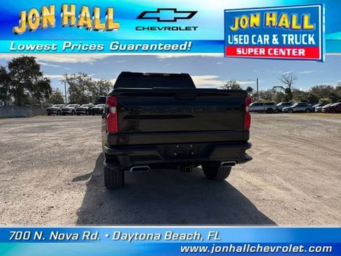 Used 2025 Chevrolet Silverado 1500 LT Trail Boss w/ Convenience Package II image 11