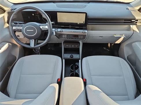 Used 2024 Hyundai Kona SEL image 15