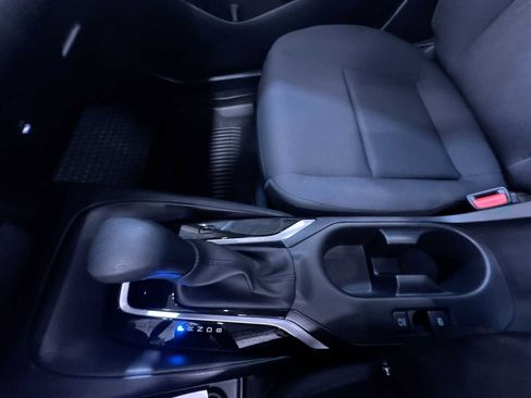 Used 2024 Toyota Corolla LE image 27