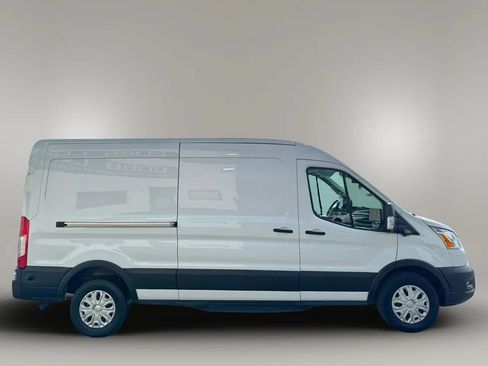 Used 2022 Ford Transit 250 Medium Roof w/ Upfitter Package RWD image 5