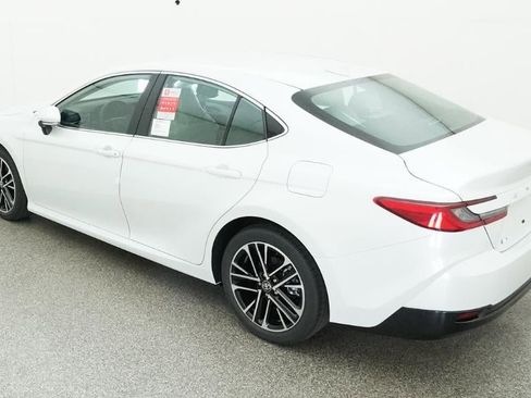 New 2026 Toyota Camry XLE FWD image 5