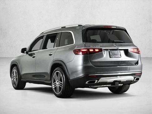 Certified 2025 Mercedes-Benz GLS 450 4MATIC image 8