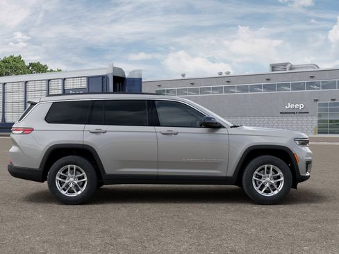 New 2026 Jeep Grand Cherokee L 4WD image 44