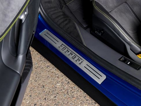 Used 2023 Ferrari SF90 Spider AWD/4WD image 96