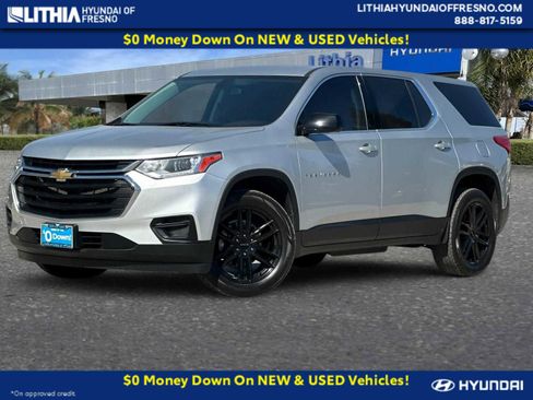 Used 2020 Chevrolet Traverse LS FWD image 1