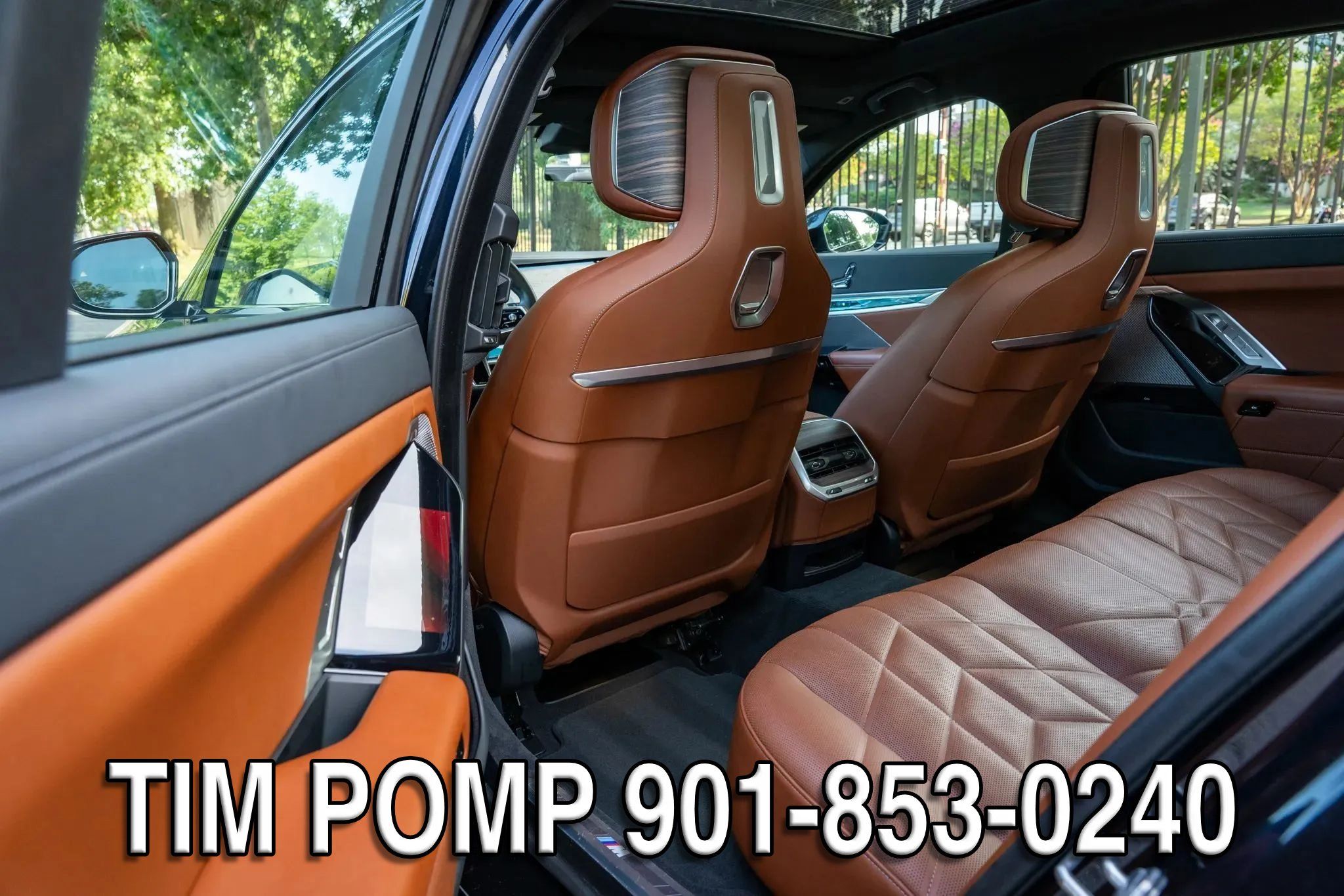 Used 2023 BMW 760i xDrive AWD/4WD image 13