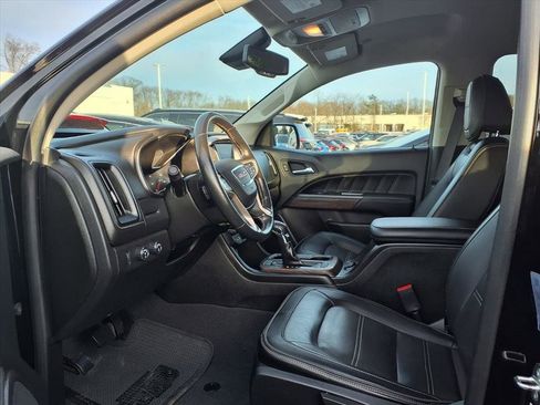 Certified 2022 GMC Canyon Denali image 6