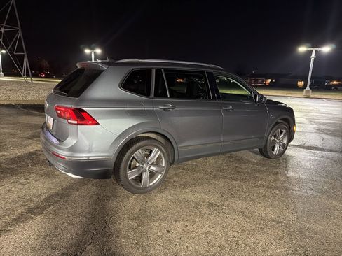 Used 2020 Volkswagen Tiguan SEL image 8