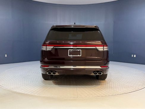 Used 2023 Lincoln Aviator Black Label image 10