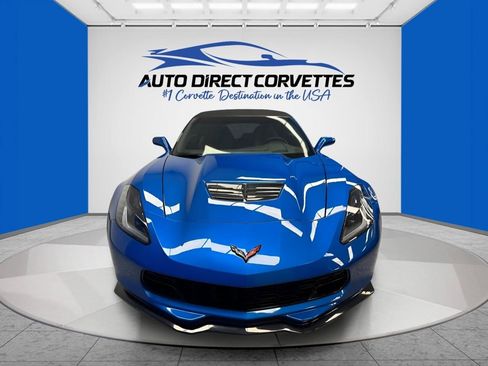 Used 2015 Chevrolet Corvette Z06 w/ 3LZ Preferred Equipment Group RWD image 27