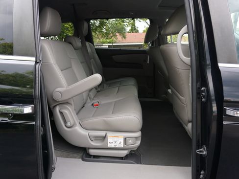 Used 2015 Honda Odyssey EX-L image 12