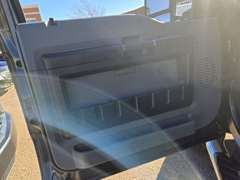 Used 2015 Ford F250 XL w/ Power Equipment Group image 14