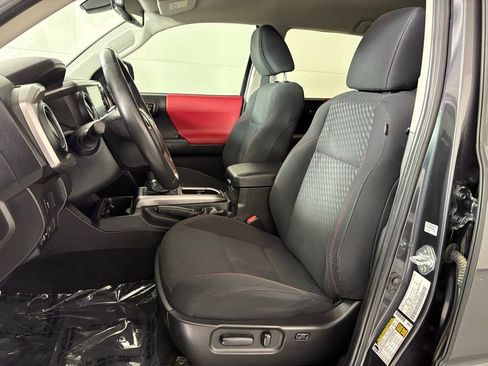 Used 2023 Toyota Tacoma SR5 image 15