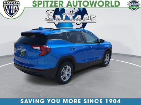 Certified 2024 GMC Terrain SLE w/ Driver Convenience Package FWD image 9
