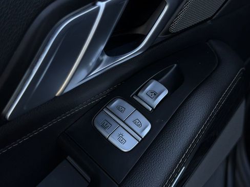 Used 2022 BMW X7 M50i AWD/4WD image 24