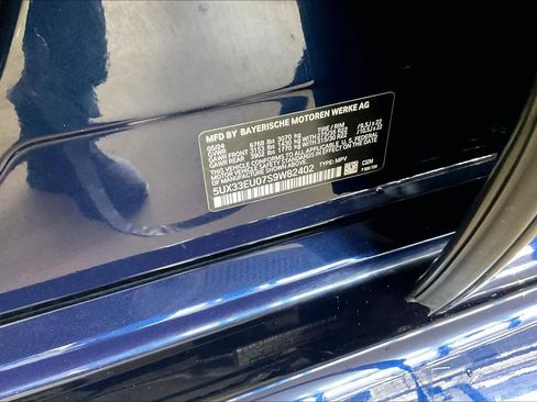 Certified 2025 BMW X5 M60i image 33