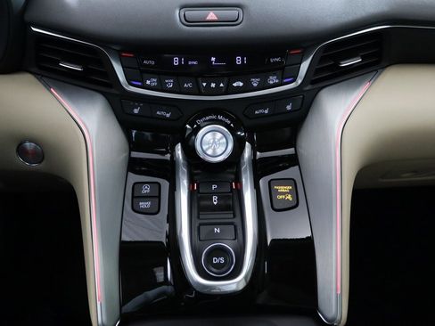 Used 2025 Acura TLX w/ Technology Package image 22