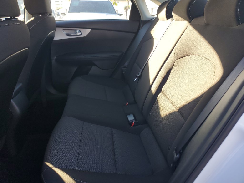 Used 2024 Kia Forte LXS FWD image 15