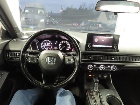 Used 2022 Honda Civic Sport image 17